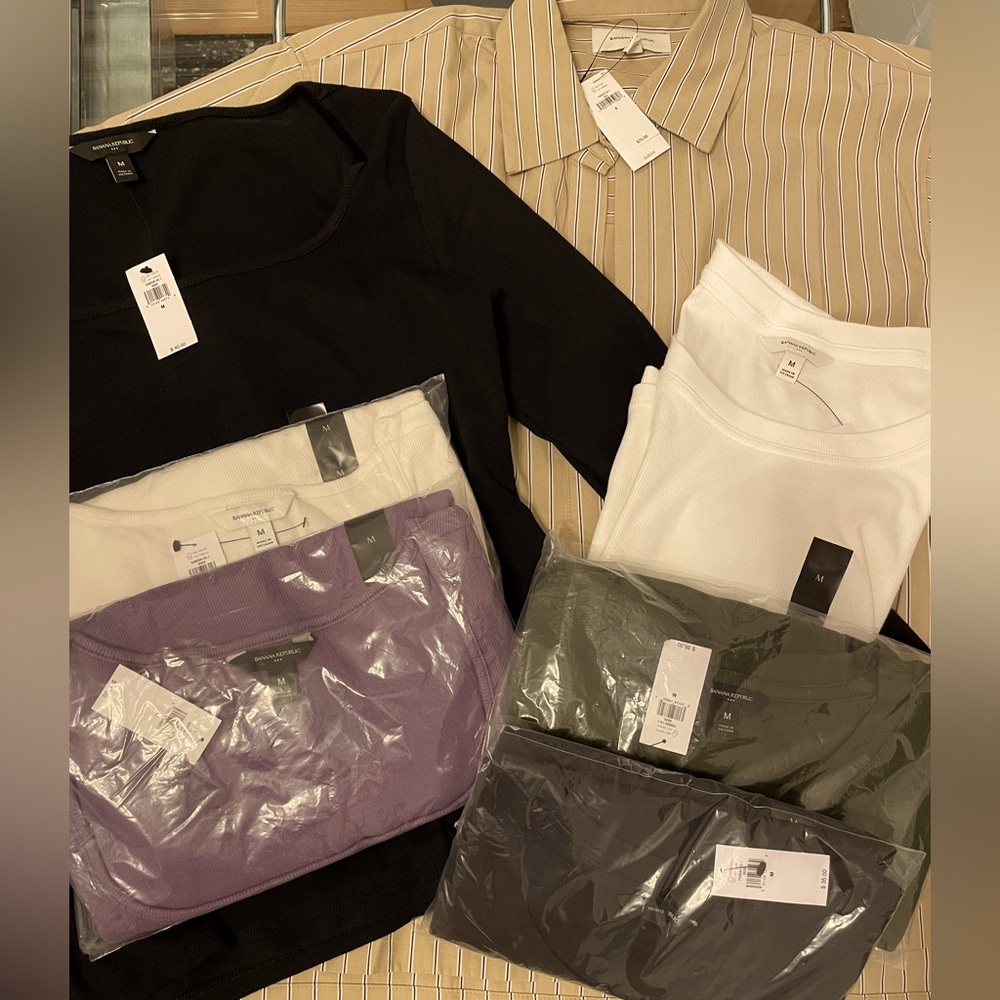 7 Brand New Banana Republic Shirts - Medium & Small